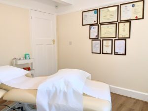 Hygienic acupuncture treatment room